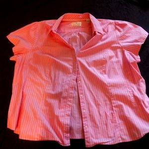 Nice pink Lee Riders button up